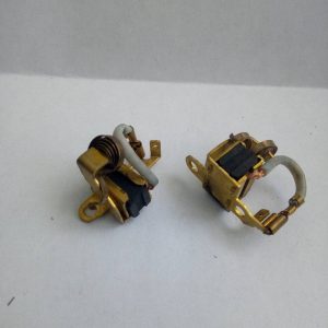 Купить щетки угольные и щеткодержатель N028619 для DeWALT