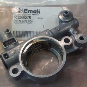 Купить насос масляный 50250057R для пилы OLEO-MAC