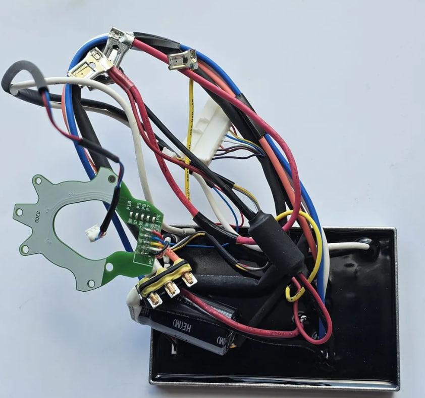 Купить контроллер 620818-9 для кустореза Makita